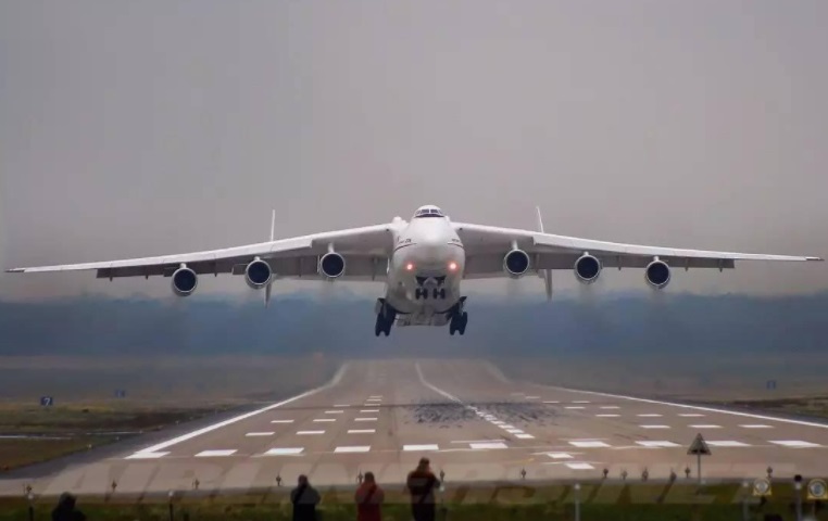 虹橋機(jī)場(chǎng)貨運(yùn)部